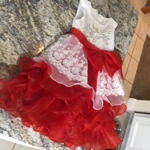Gorgeous little girl dress